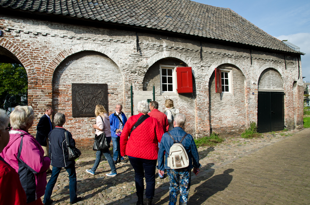 130921150458DSC_0204.jpg - Onze gids Nico deelt zijn kennis