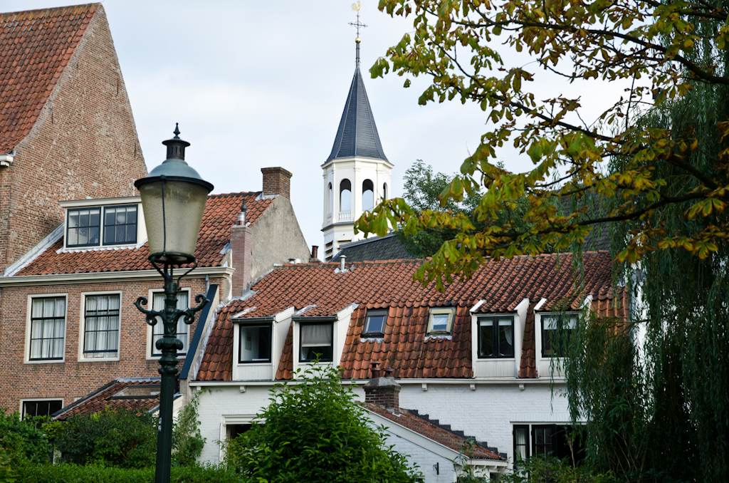 130921154139DSC_0267.jpg - Huizen op de oude stadswal