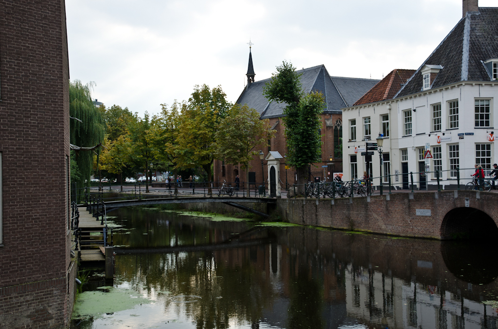 130921163202DSC_0344.jpg - DeWestsingel bij het museum