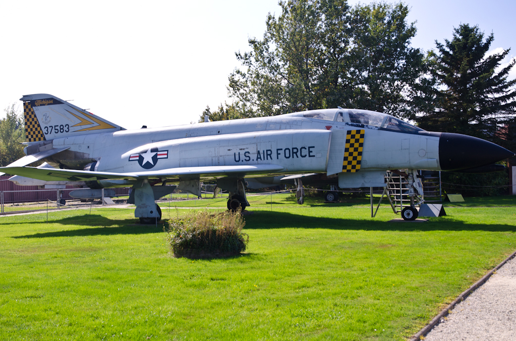 131001124820DSC_0580.jpg - Hermeskeil Luchtvaart museum McDonnell Douglas F 4C Phantom