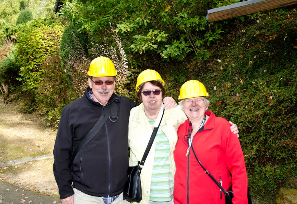 131002101928DSC_0675.jpg - Idar-Oberstein Mineralenmijn Steinkaulenberg  Wij zijn gewapend met goede zin en veiligheidsattributen