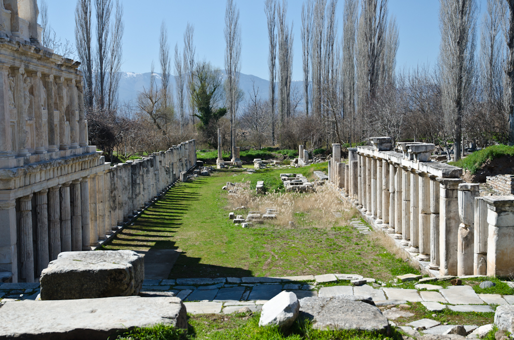 120317-130116-DSC_0676.jpg - Het sebasteion in  Aphrodisias