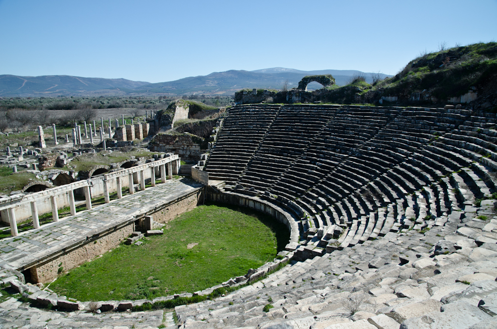 120317-132215-DSC_0706.jpg - Het theater in  Aphrodisias