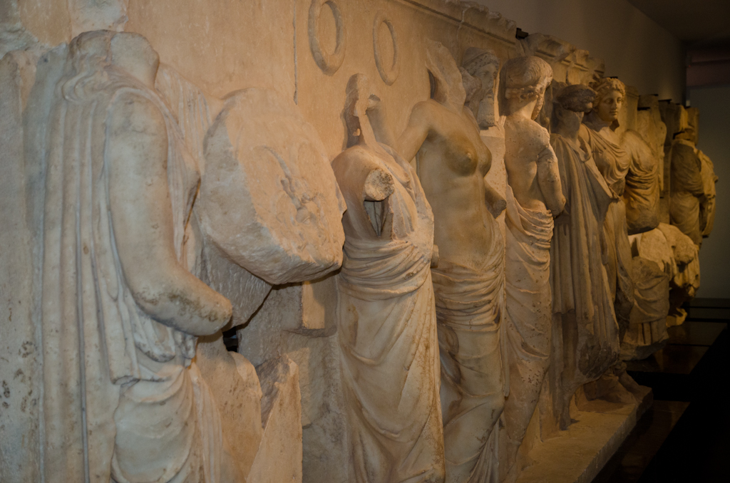 120317-144103-DSC_0816.jpg - In het museum te  Aphrodisias