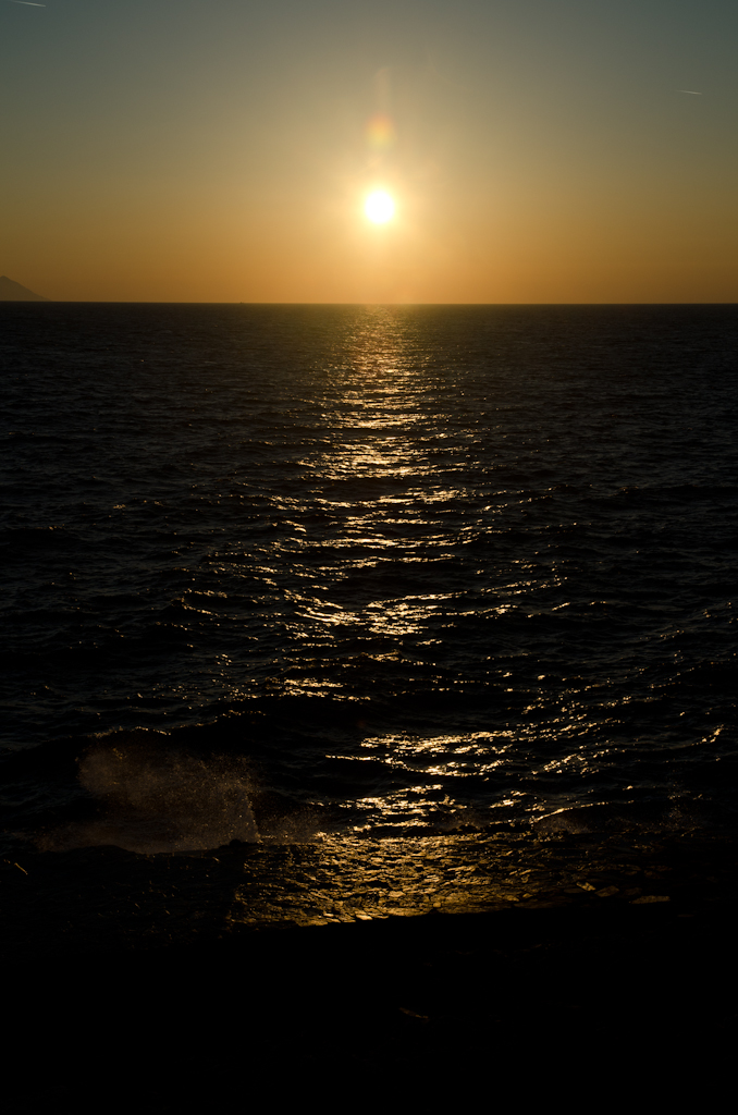 120318-170313-DSC_1152.jpg - Zonsondergang boven de Egeische zee