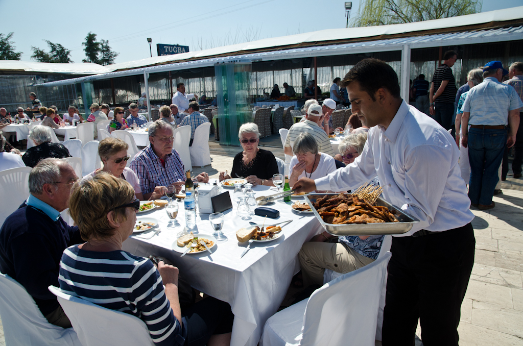 120320-115923-DSC_1278.jpg - Dit komt op tafel