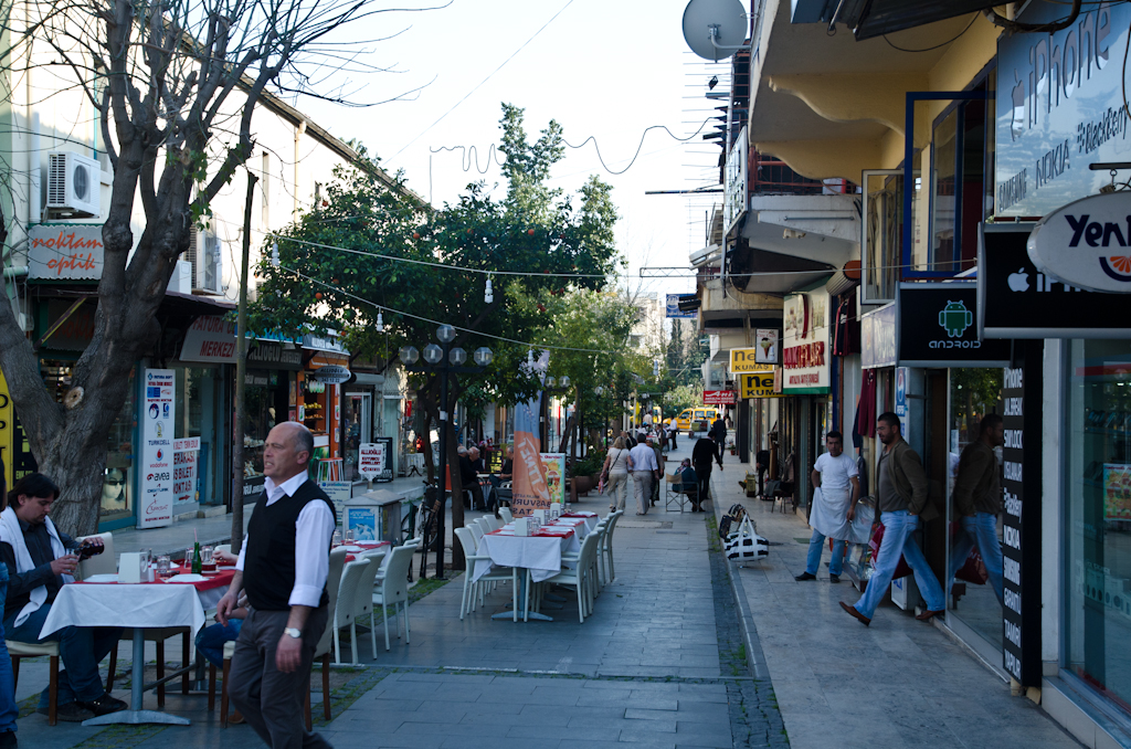 120322-145450-DSC_1592.jpg - Antalya Centrum