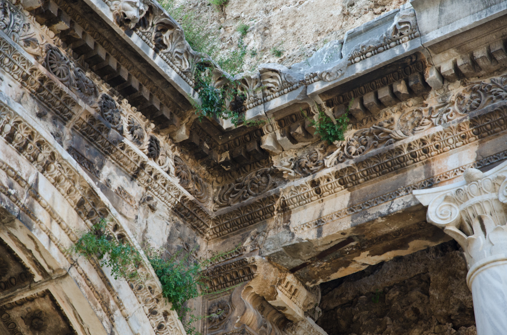 120322-150100-DSC_1600.jpg - Antalya Centrum Details Hadrianus poort