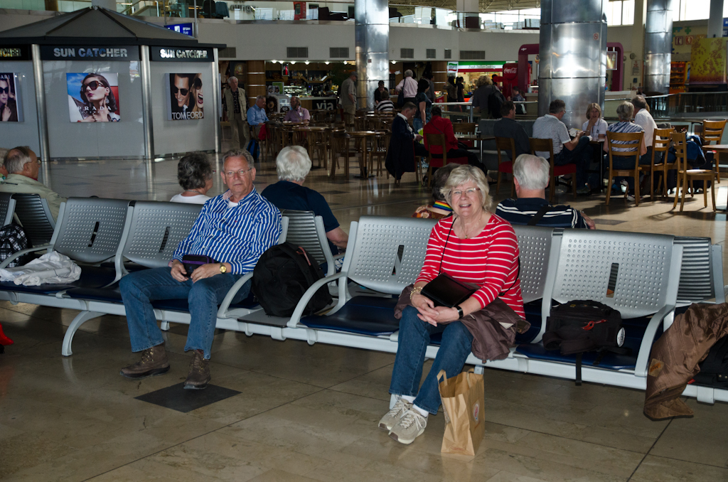 120323-103524-DSC_1685.jpg - Luchthaven Antalya