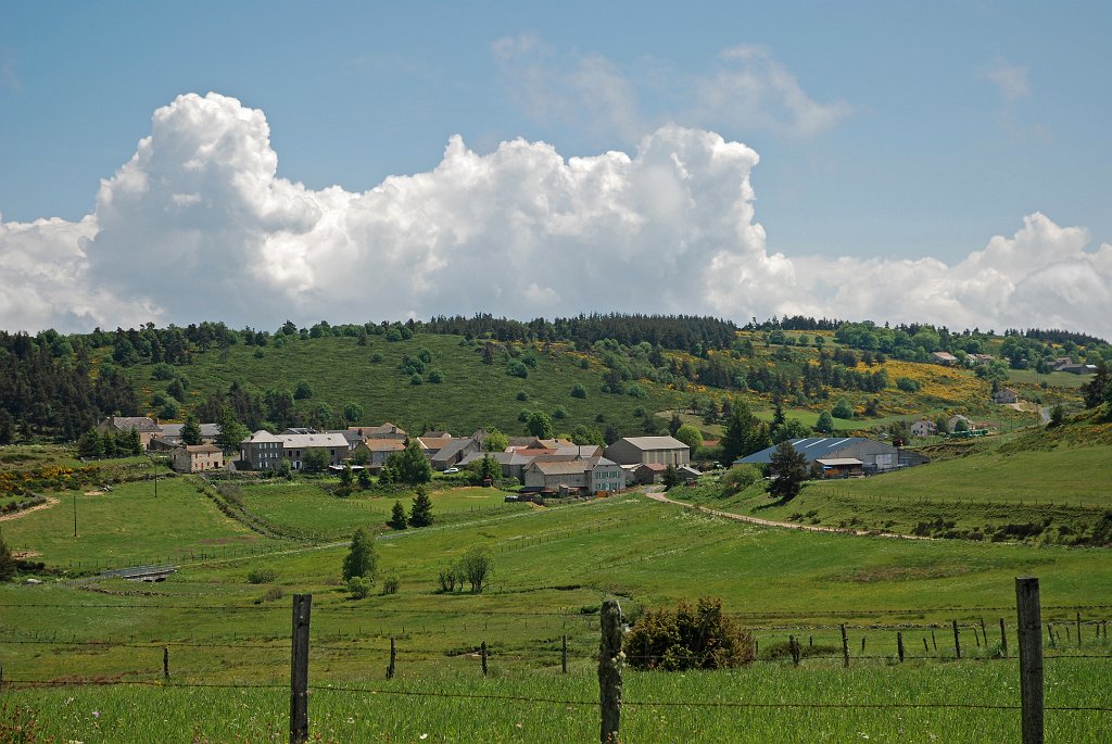 DSC_6177.JPG - Een bergdorp