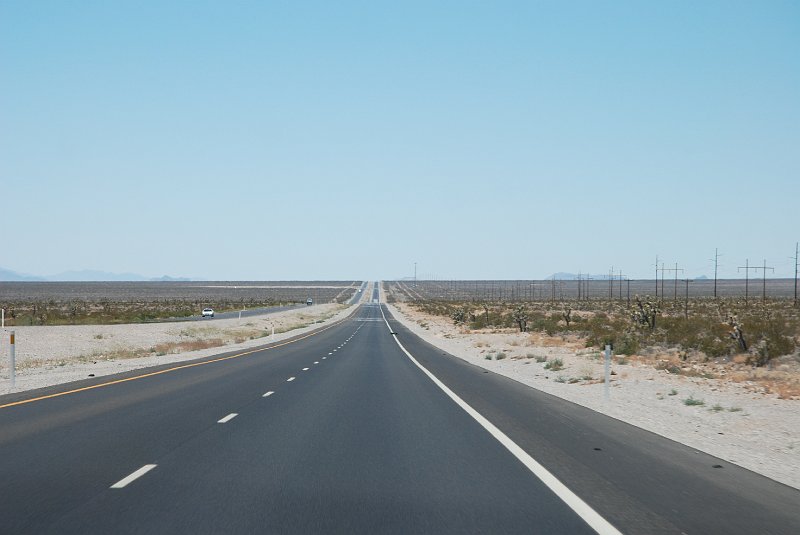 DSC_0777.JPG - Op weg naar Death Valley