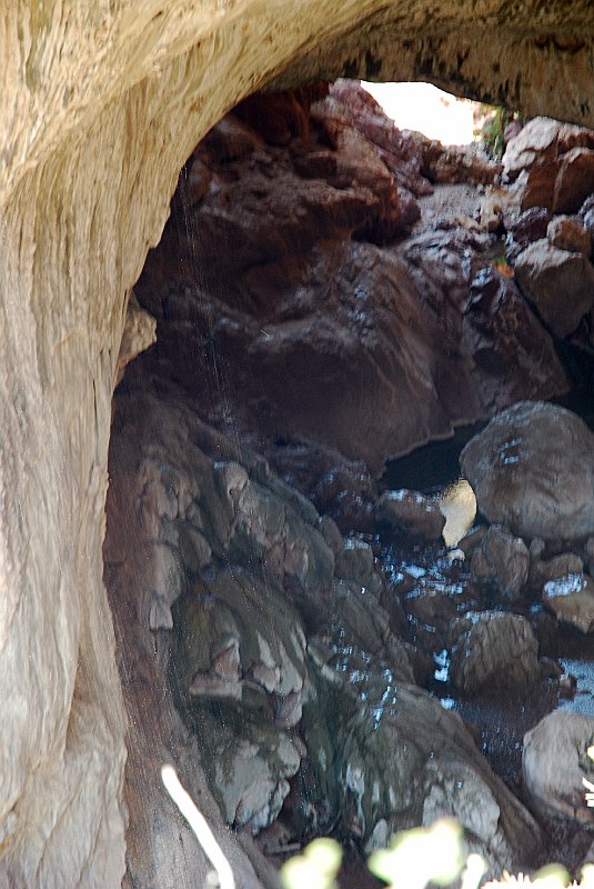 DSC_3848.JPG - Tonto Natural Bridge State Park
Inside look