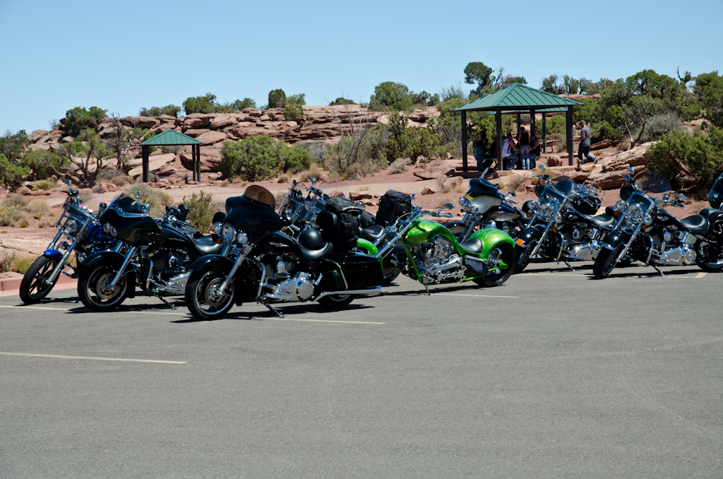 120609-184507-DSC_2582.jpg - De motorploeg.Dead horse pointBij Moab9-6-2012