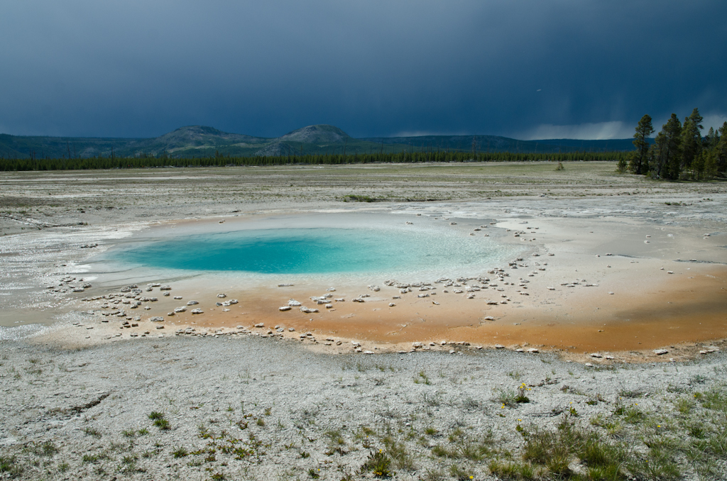 120613-234933-DSC_3544.jpg - Upper Geyser Basin.Yellowstone National Park13-6-2012