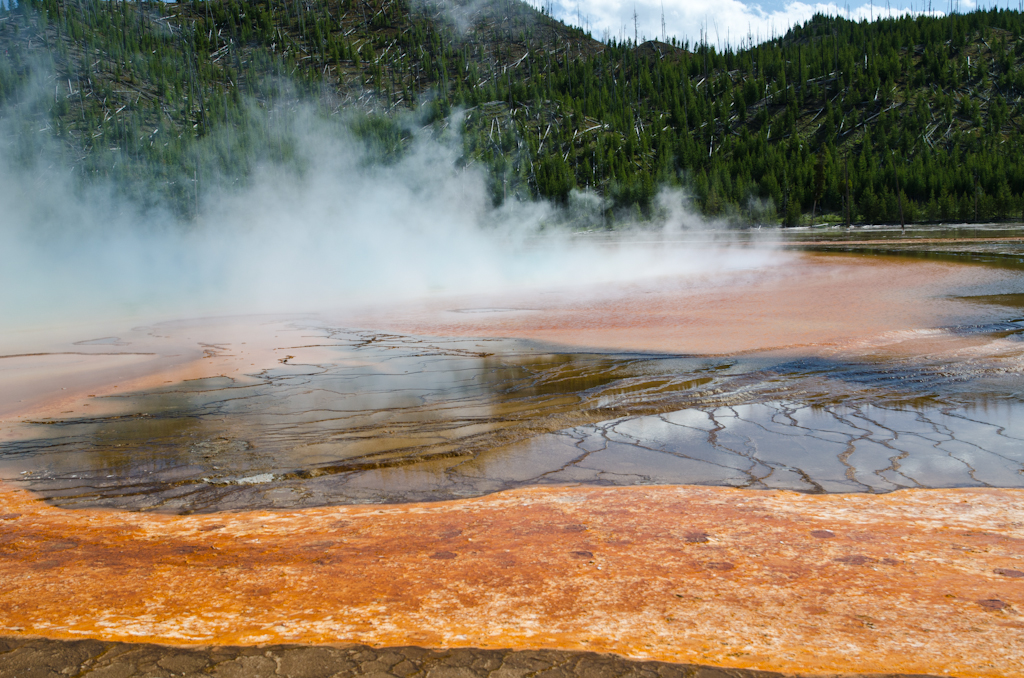 120613-235224-DSC_3555.jpg - Midway Geyser Basin.Yellowstone National Park13-6-2012