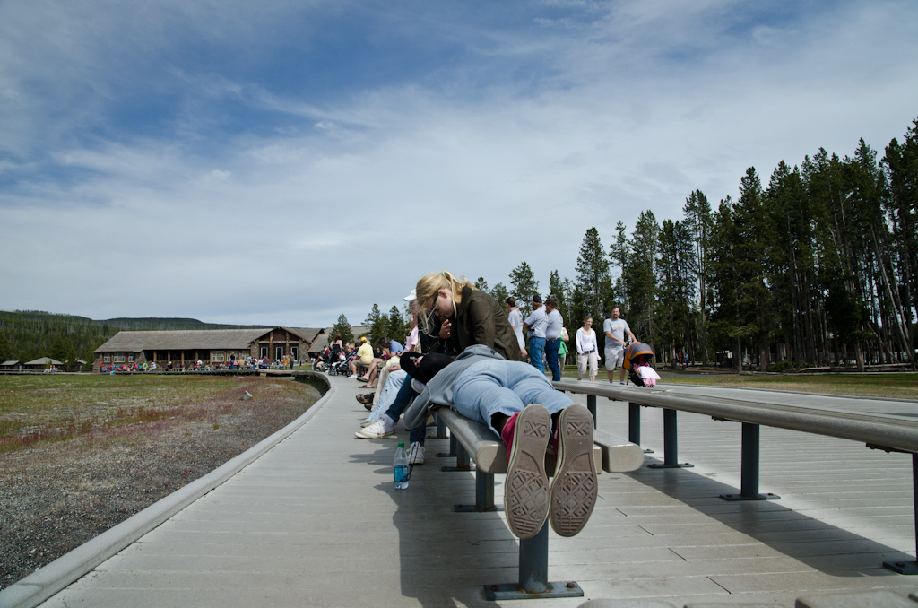 120614-231203-DSC_3906.jpg - Terug bij Old Faithful. Het wachten duurt lang vandaag!Yellowstone National Park14-6-2012