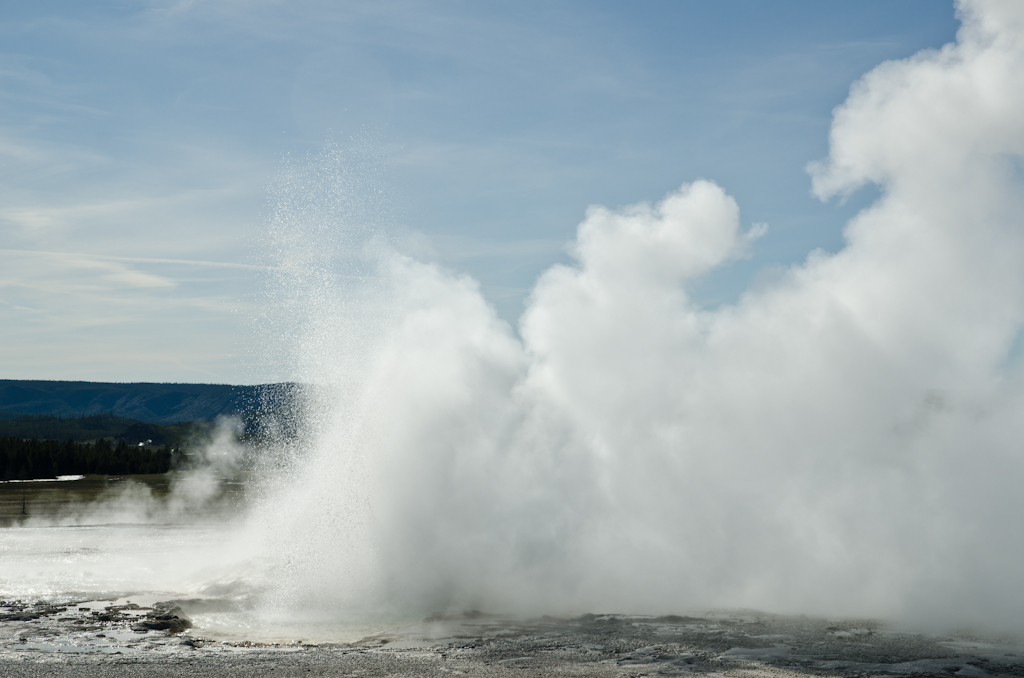 120615-011448-DSC_4059.jpg - Lower Geyser BasinYellowstone National Park14-6-2012