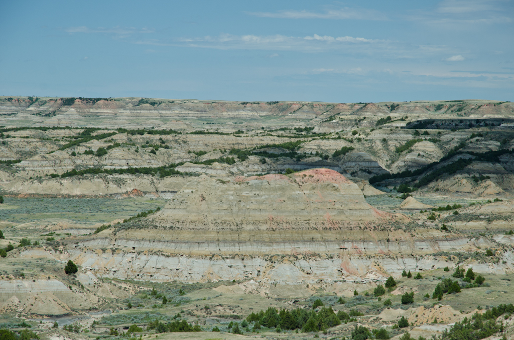 120617-213645-DSC_4601.jpg - Painted Canyon OverlookTheodore Roosevelt National ParkNorth Dakota17-6-2012