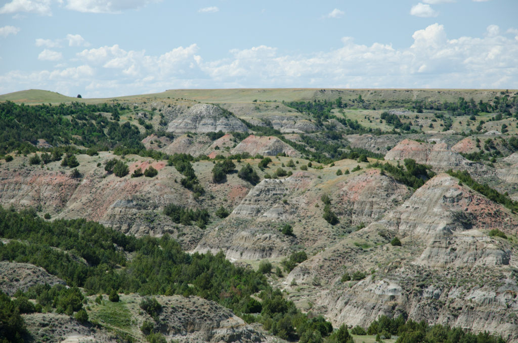 120617-214522-DSC_4618.jpg - Painted Canyon OverlookTheodore Roosevelt National ParkNorth Dakota17-6-2012