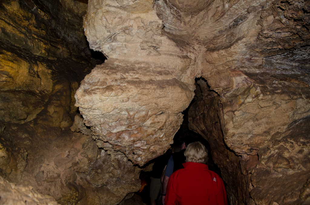 120619-214013-DSC_4860.jpg - Stoot je hoofd nietWind cave19-6-2012