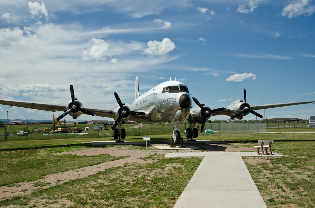 120621-220140-DSC_5281.jpg - C-54.Elsworth Airforce Base - Museum21-6-2012