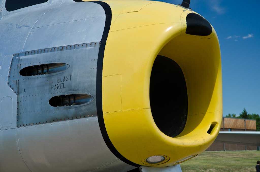 120621-221146-DSC_5322.jpg - F-86 Sabre. Elsworth Airforce Base - Museum21-6-2012