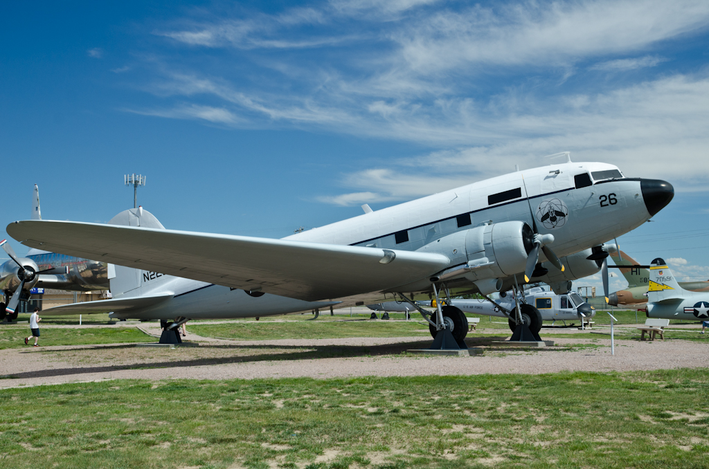 120621-221222-DSC_5325.jpg - C-47. Elsworth Airforce Base - Museum21-6-2012