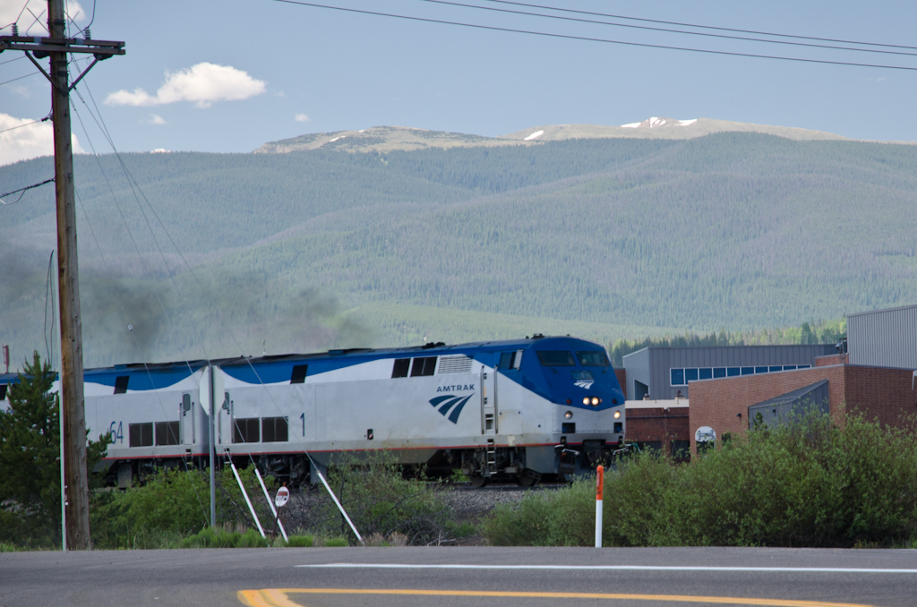 120625-173642-DSC_6067.jpg - In Fraser vertrekt net de Amtrak