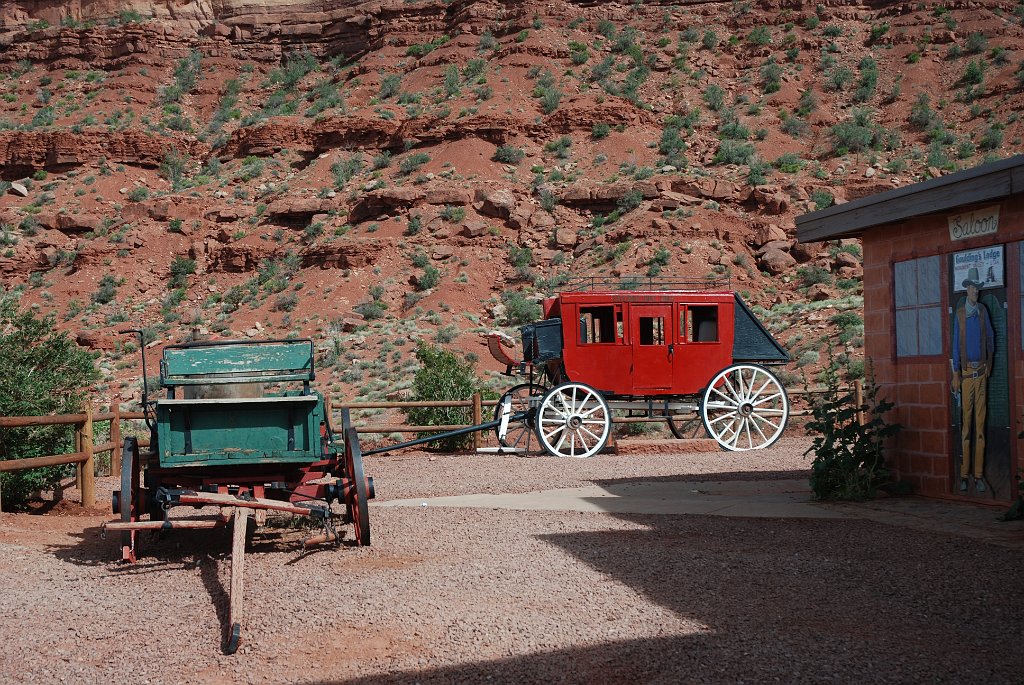 Project_20100604_0153.JPG - Goulding Trading Post