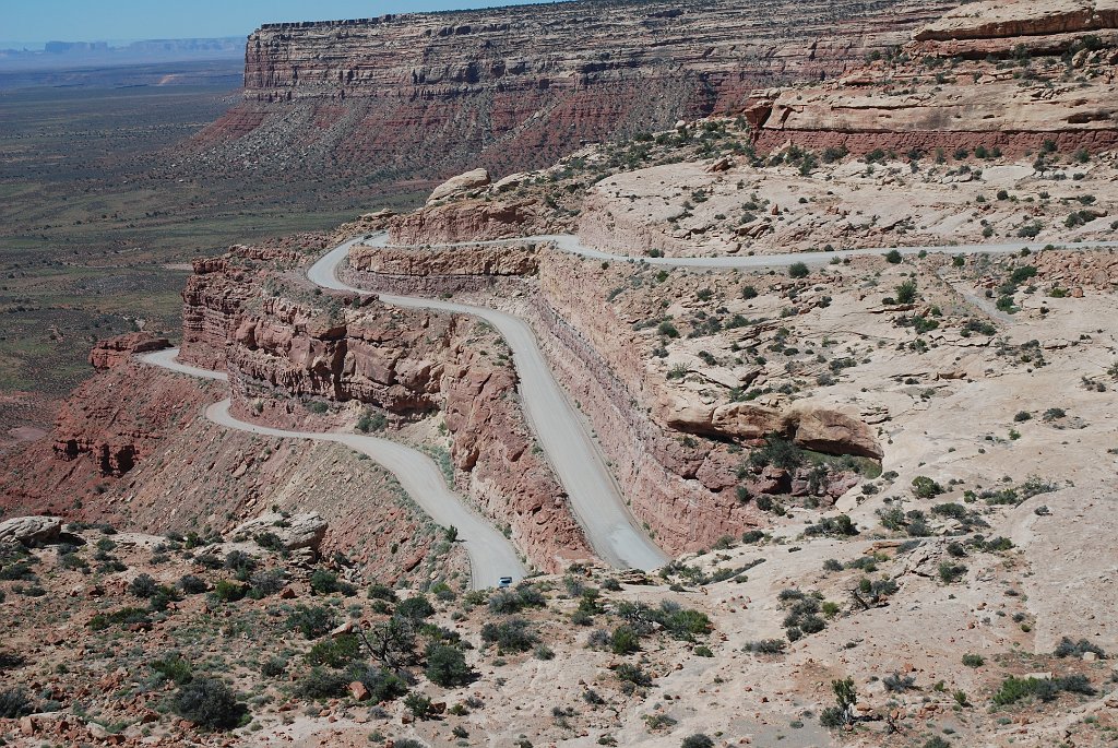 Project_20100605_0174.JPG - Moki dugway