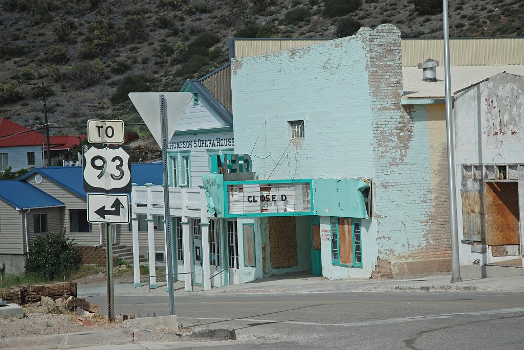 Project_20100608_0312.JPG - Pioche bioscoop