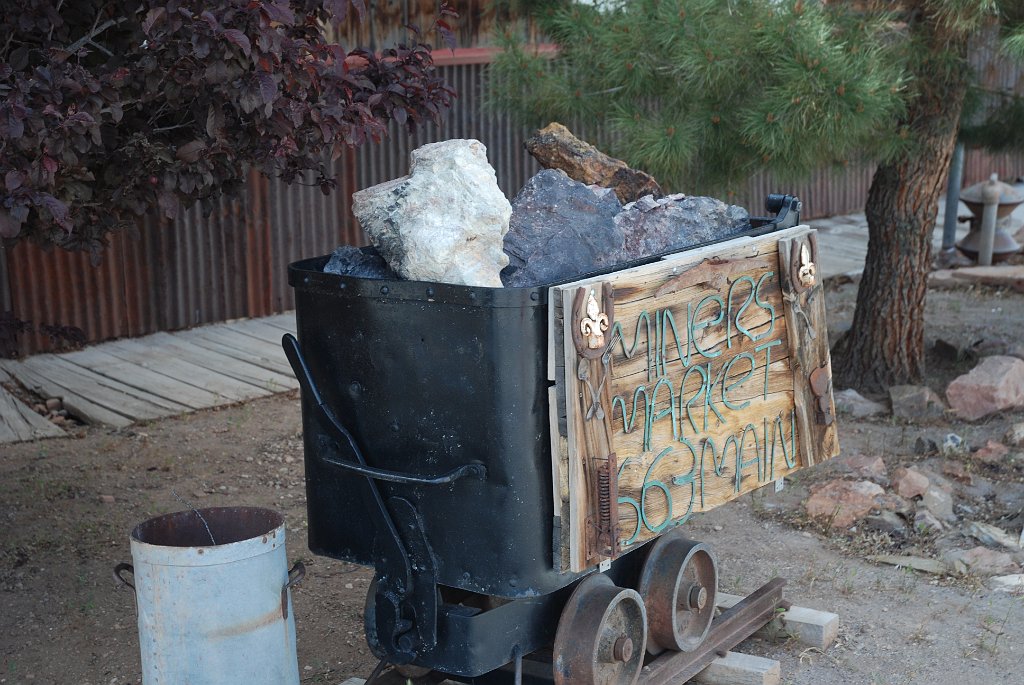 Project_20100608_0313.JPG - Pioche