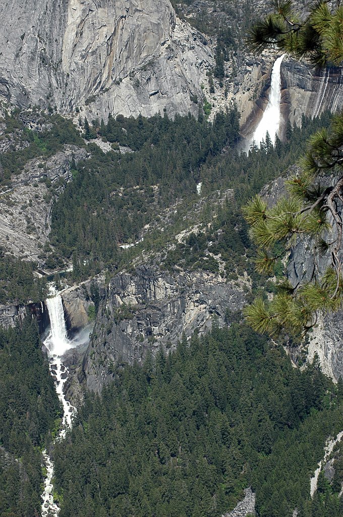 Project_20100612_0472.JPG - Yosemite NPUpper en Lower Yosemite Falls