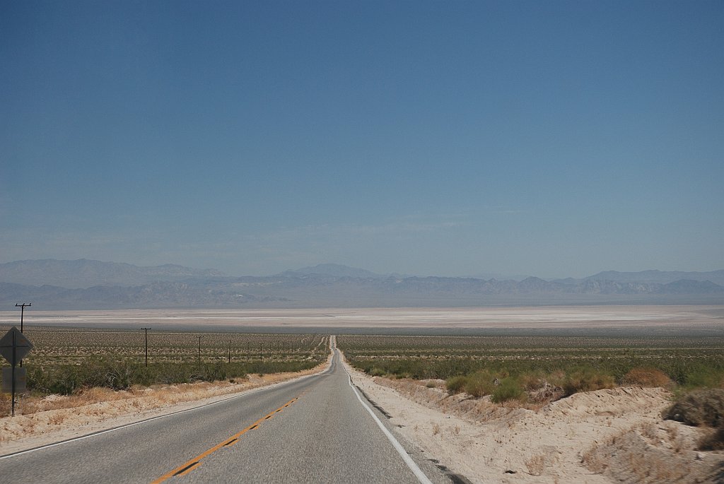 Project_20100615_0559.JPG - Mojave desertBristol Dry Lake