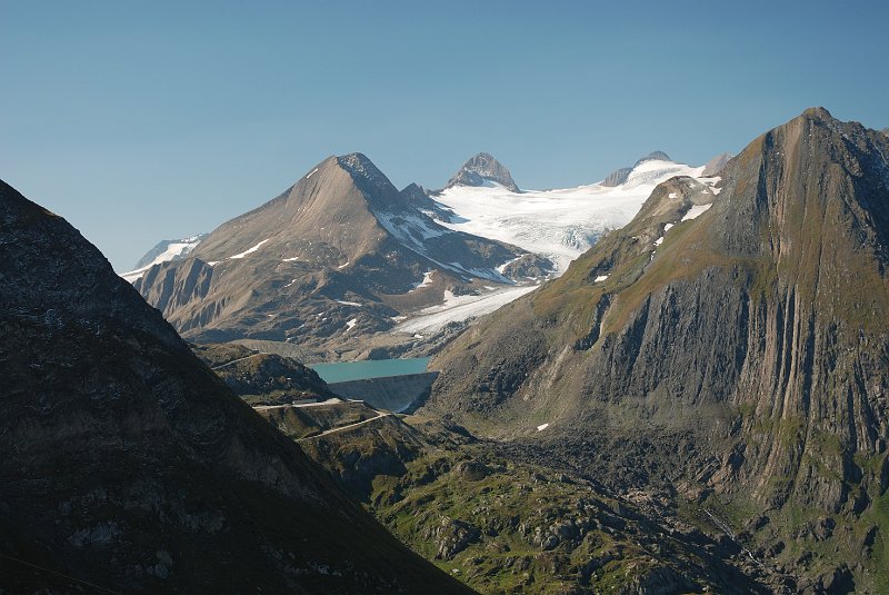 DSC_7595-1.JPG - Nufenen Pass met stuwmeer en gletscher