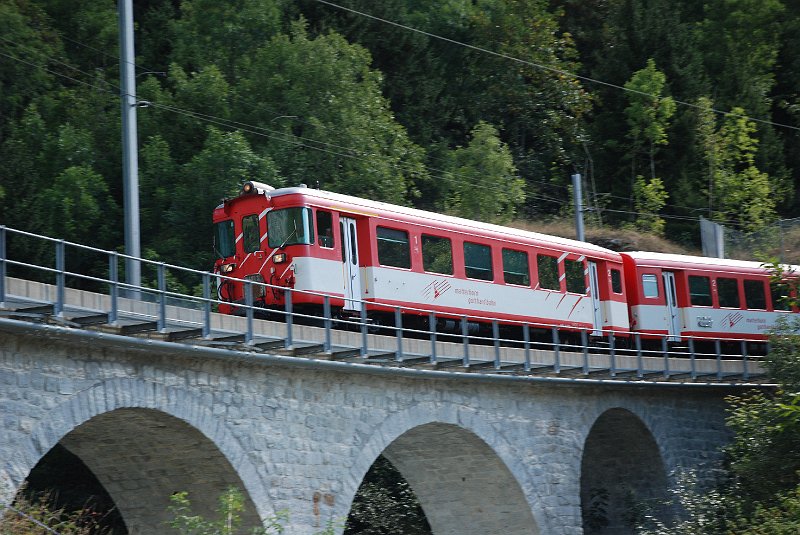 DSC_8055.JPG - De trein daalt af naar Fiesch